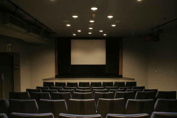 cine17.jpg
